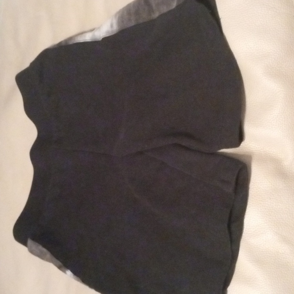 4 pairs of Shorts